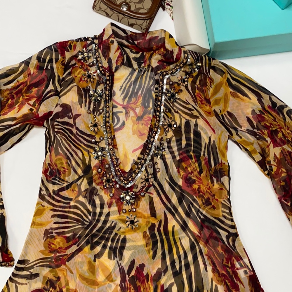 OCEAN BRIZE beautiful top